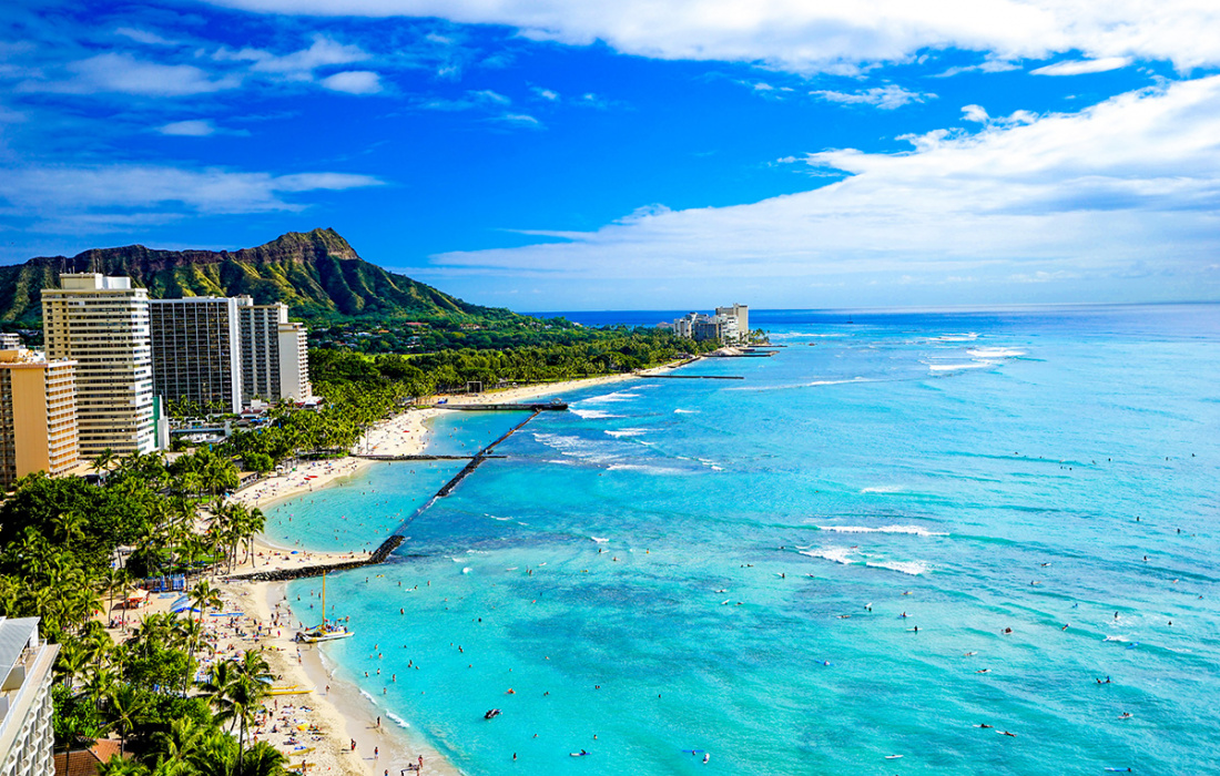 Best Surfing Locations in Oahu Image