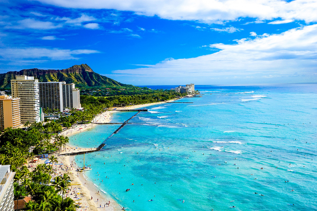 Best Surfing Locations in Oahu Image