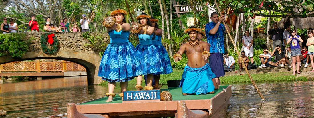 Polynesian Cultural Center - Photo by: Boykov / Shutterstock.com